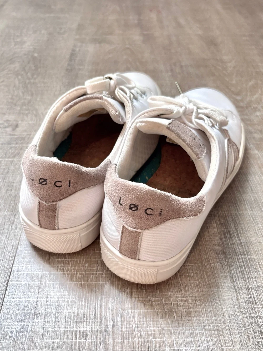 LOCI Origin Nine Vegan Sneakers Womens 9 White Tan Low Top Recycled Walking Shoe